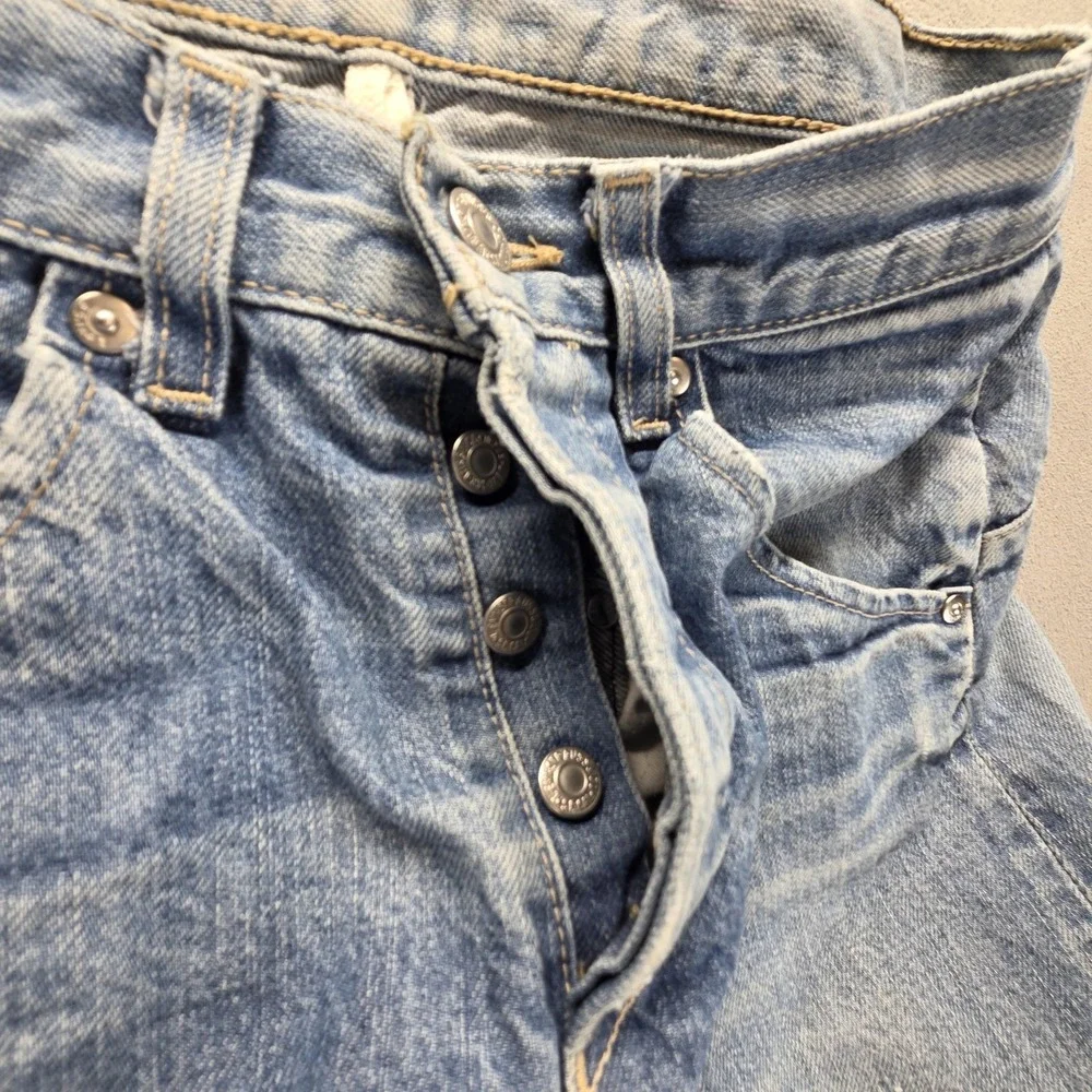 VTG Levis Engineered Jeans Mens Blue Twisted Button Fly Altered Hem Fits 28x30